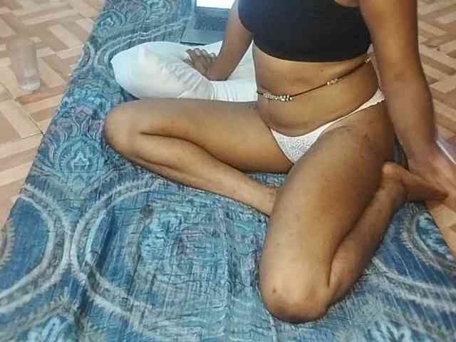 petittegoddess254 webcam