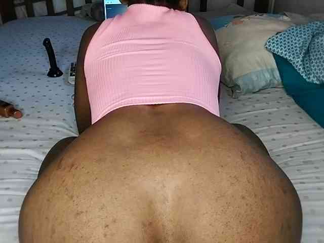 petittegoddess254 webcam