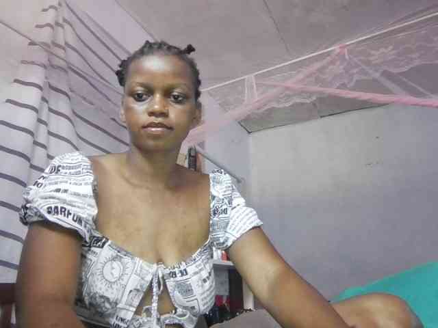 petittegoddess254 webcam