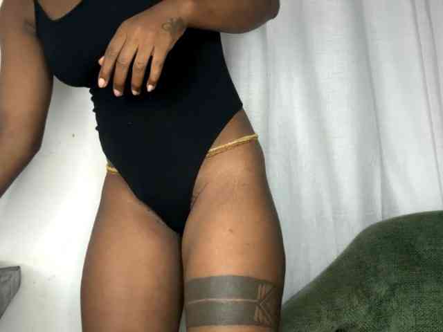 petittegoddess254 webcam