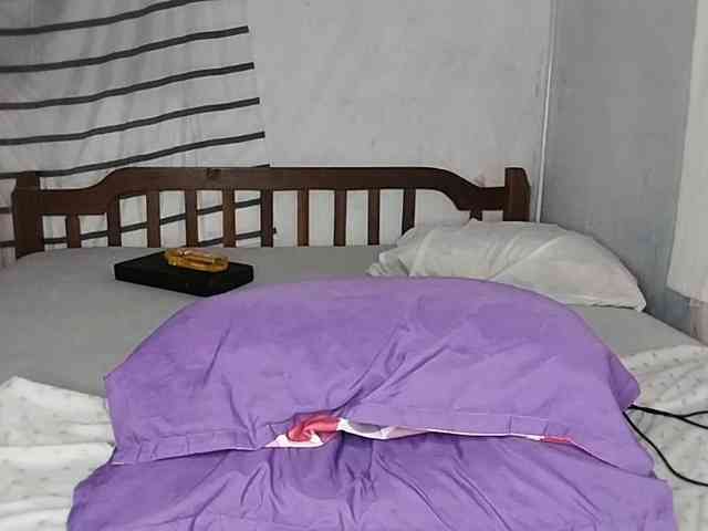 petittegoddess254 webcam