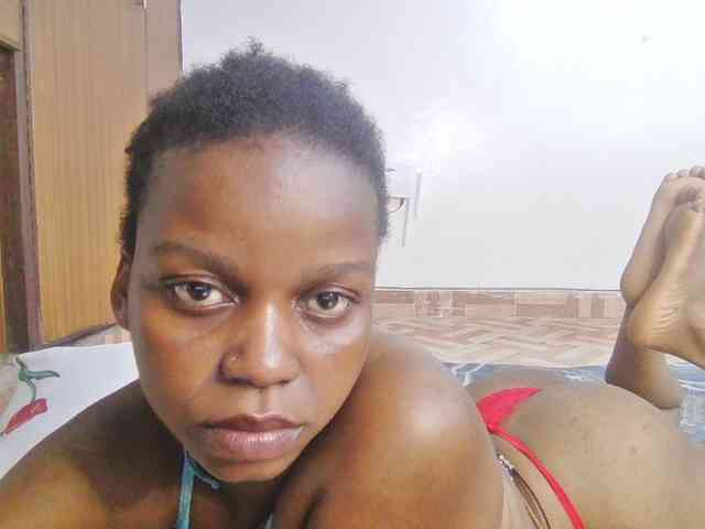 petittegoddess254 petittegoddess254