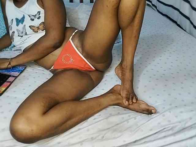 petittegoddess254 webcam