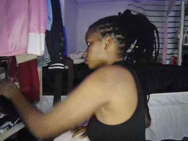 petittegoddess254 petittegoddess254