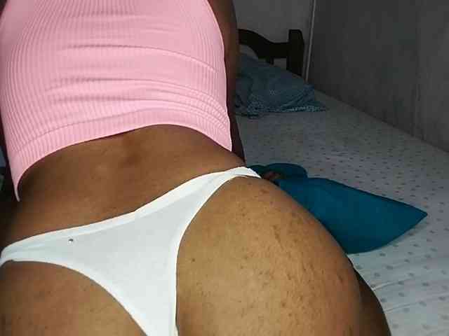 petittegoddess254 petittegoddess254