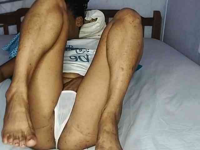 petittegoddess254 webcam