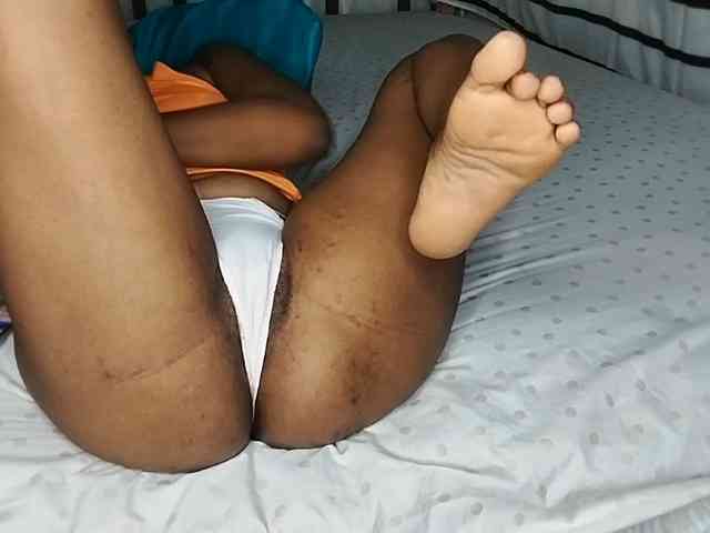 petittegoddess254 webcam