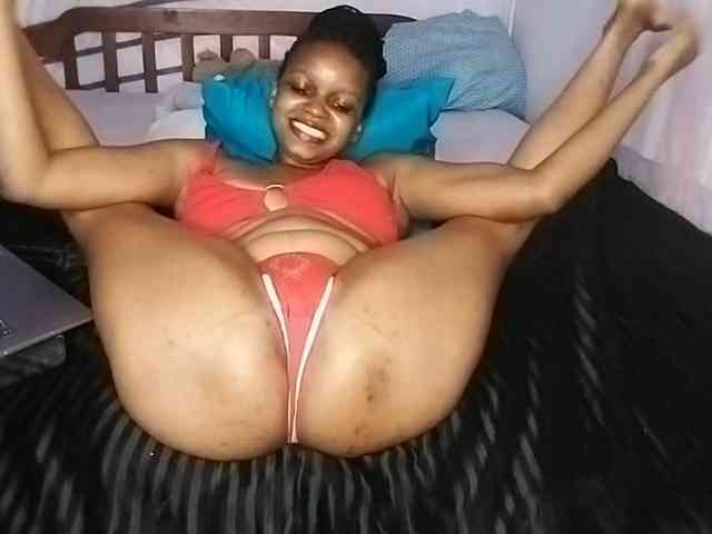 petittegoddess254 webcam