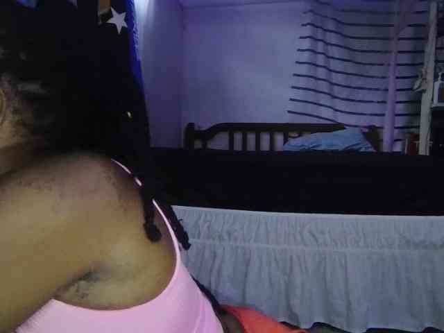 petittegoddess254 webcam