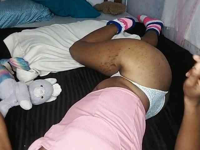 petittegoddess254 webcam