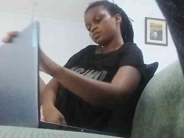 petittegoddess254 webcam