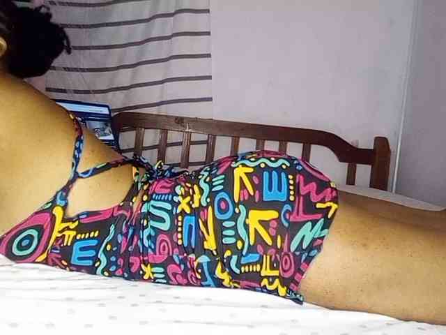 petittegoddess254 webcam