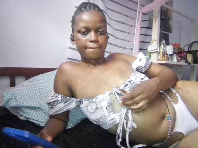 petittegoddess254 webcam