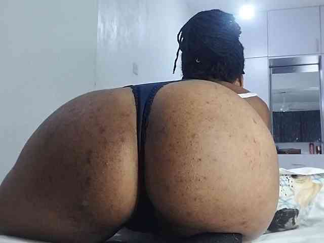 petittegoddess254 webcam