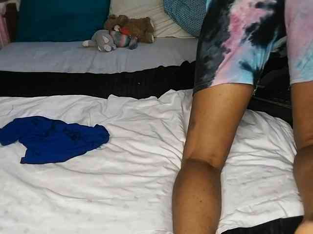 petittegoddess254 webcam