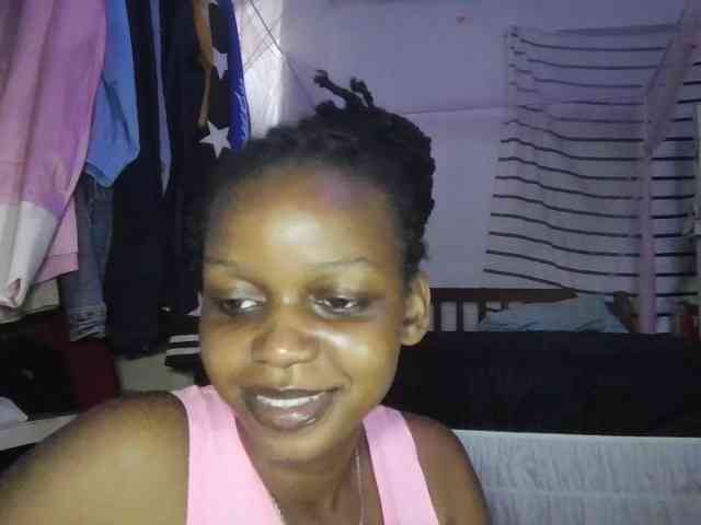 petittegoddess254 petittegoddess254
