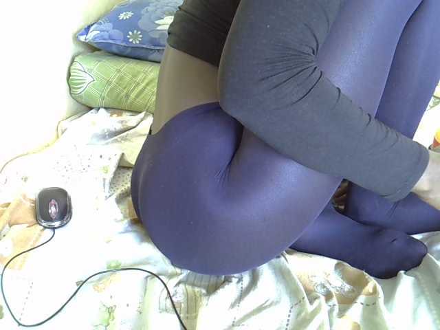 Hotdomina2 live cam