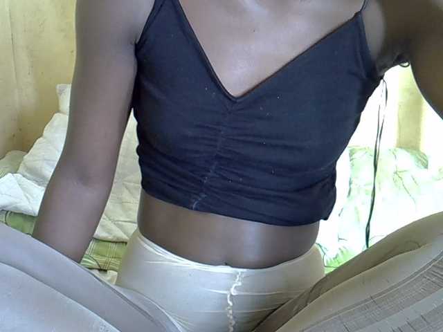 Hotdomina2 live cam on BongaCams
