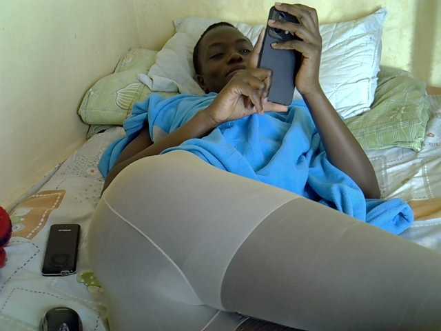 Hotdomina2 live cam on BongaCams