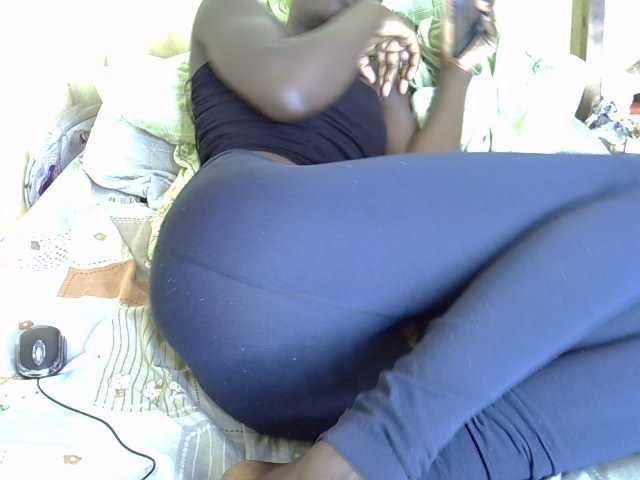 Hotdomina2 live cam on BongaCams