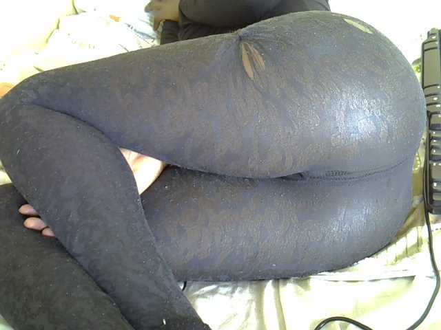 Hotdomina2 live cam on BongaCams