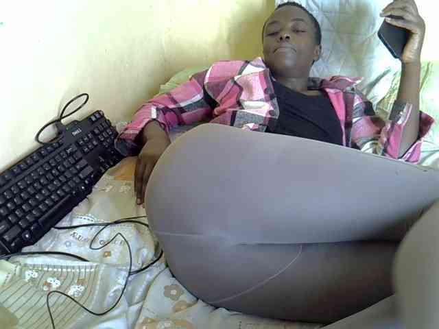 Hotdomina2 webcam
