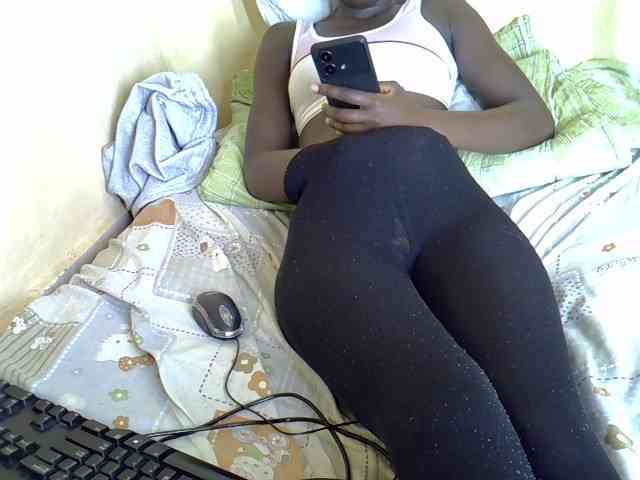 Hotdomina2 webcam