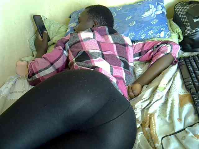 Hotdomina2 webcam