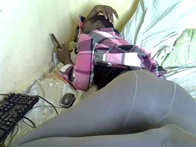 Hotdomina2 webcam