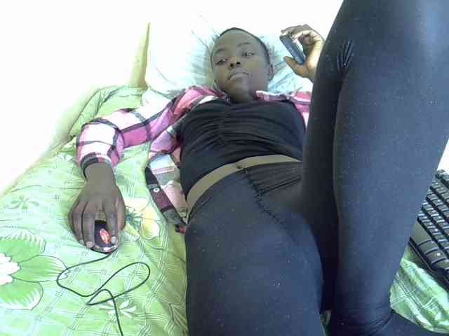 Hotdomina2 webcam