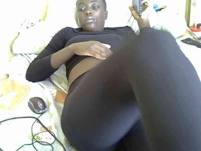 Hotdomina2