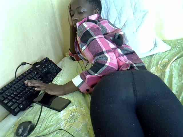 Hotdomina2 webcam