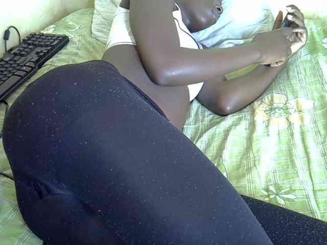 Hotdomina2 webcam