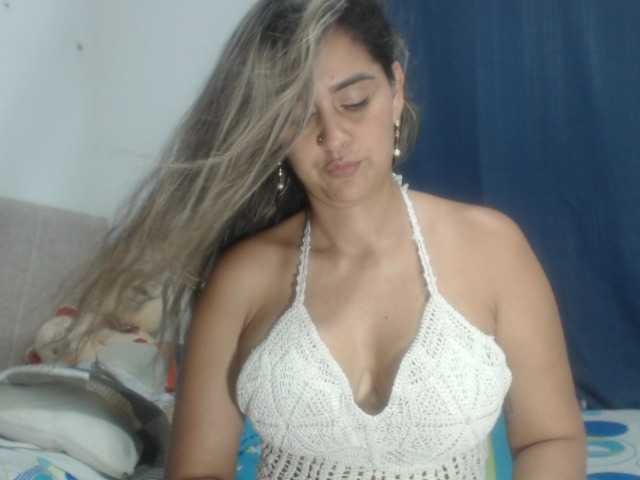 fuckmyass live cam on BongaCams