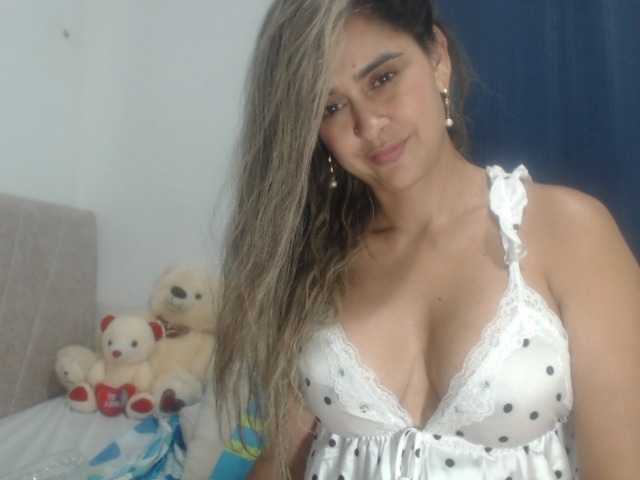 fuckmyass live cam on BongaCams