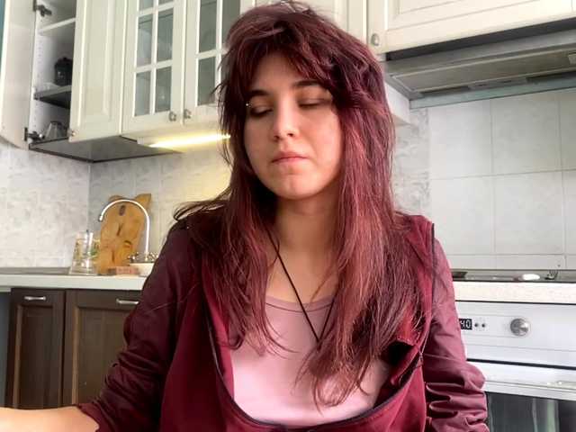 AngelinaVier live cam on BongaCams