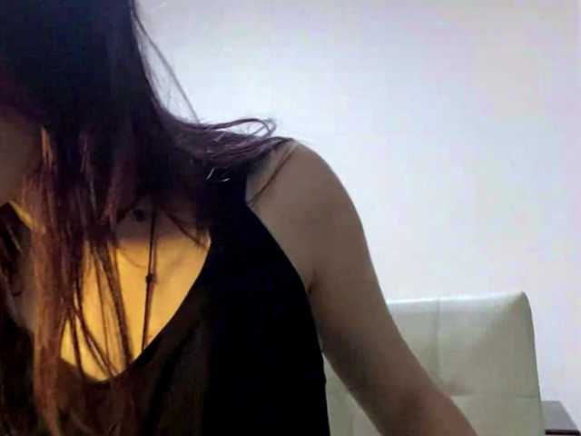 AngelinaVier live cam on BongaCams