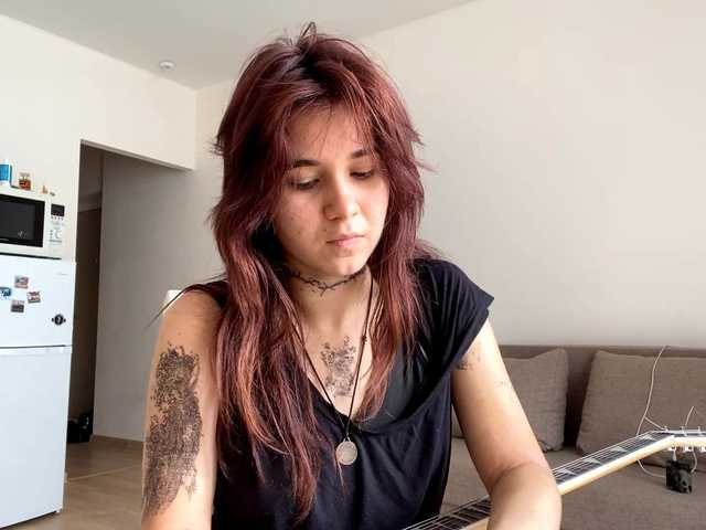 AngelinaVier live cam on BongaCams
