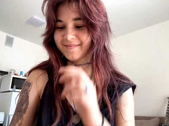AngelinaVier live cam on BongaCams