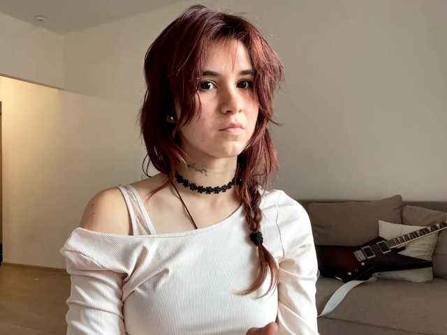 AngelinaVier live cam on BongaCams