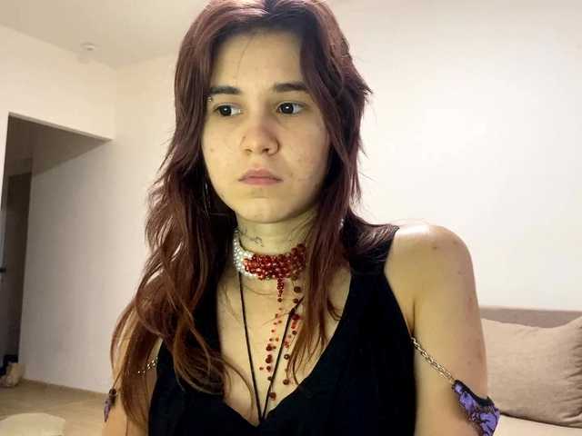 AngelinaVier live webcam show
