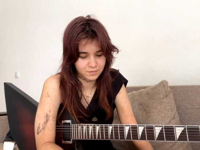 AngelinaVier live cam on BongaCams
