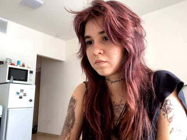 AngelinaVier live cam on BongaCams