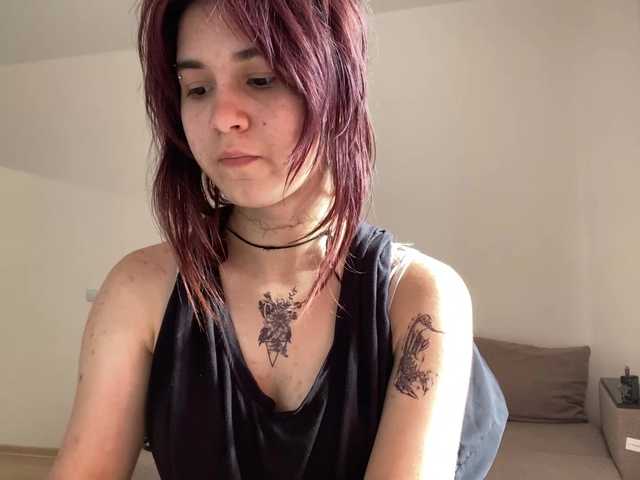 AngelinaVier live cam on BongaCams