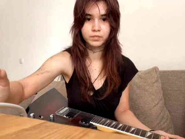 AngelinaVier webcam