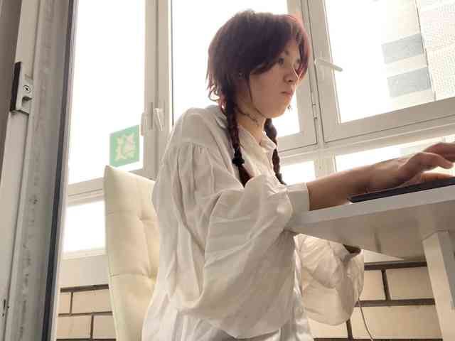 AngelinaVier webcam