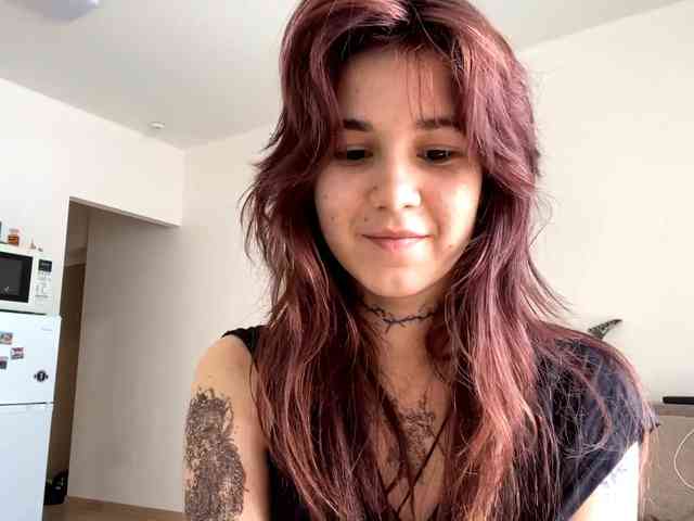 AngelinaVier webcam