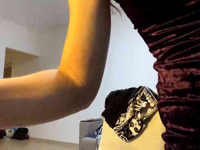 AngelinaVier webcam