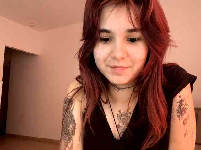 AngelinaVier webcam