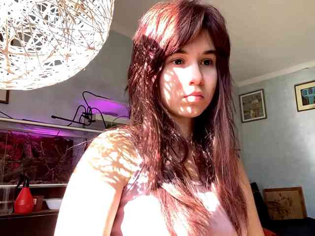 AngelinaVier webcam